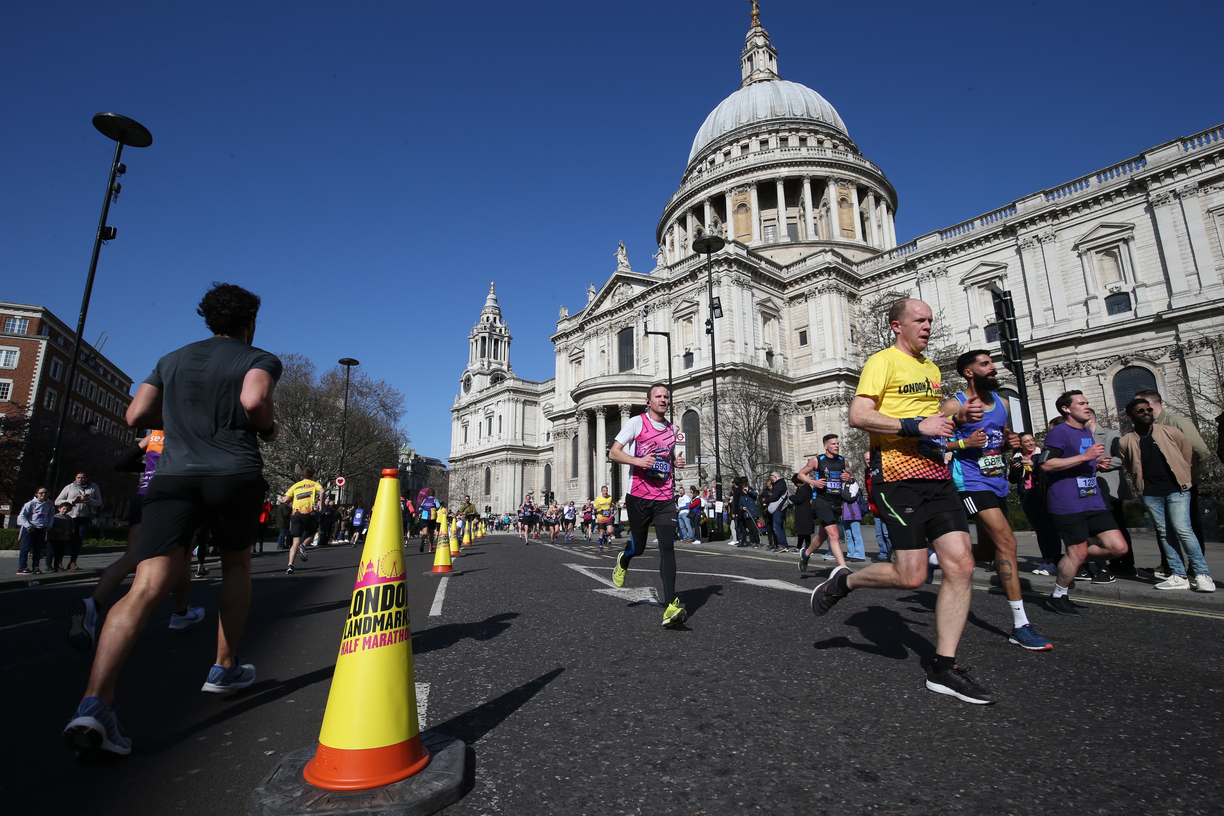 London Landmarks Half Marathon Blue Cross